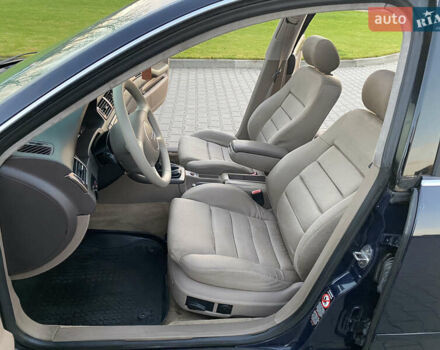 Синий Ауди А6, объемом двигателя 1.78 л и пробегом 360 тыс. км за 3800 $, фото 25 на Automoto.ua