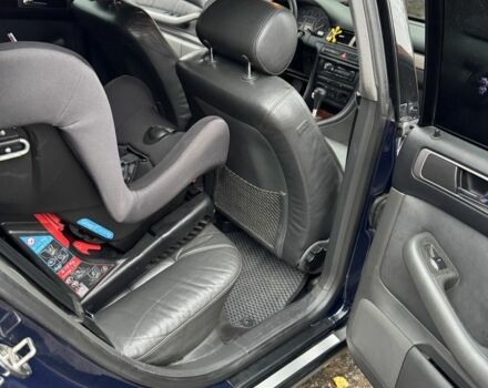 Синий Ауди А6, объемом двигателя 1.8 л и пробегом 370 тыс. км за 4800 $, фото 7 на Automoto.ua