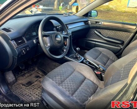 Синій Ауді А6, об'ємом двигуна 2.5 л та пробігом 0 тис. км за 3350 $, фото 6 на Automoto.ua