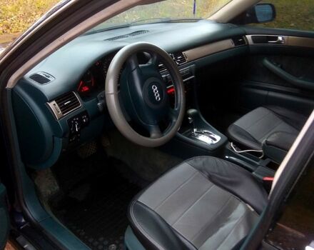 Синій Ауді А6, об'ємом двигуна 1.8 л та пробігом 330 тис. км за 4000 $, фото 5 на Automoto.ua