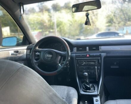 Синій Ауді А6, об'ємом двигуна 1.9 л та пробігом 250 тис. км за 1999 $, фото 15 на Automoto.ua