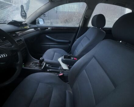 Синій Ауді А6, об'ємом двигуна 1.9 л та пробігом 400 тис. км за 1000 $, фото 4 на Automoto.ua