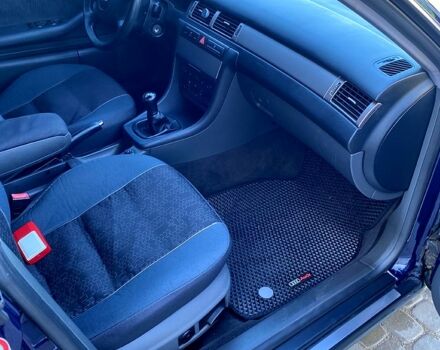 Синій Ауді А6, об'ємом двигуна 2.4 л та пробігом 290 тис. км за 4300 $, фото 9 на Automoto.ua