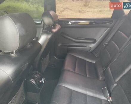 Синий Ауди А6, объемом двигателя 1.8 л и пробегом 400 тыс. км за 4500 $, фото 8 на Automoto.ua