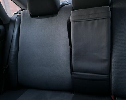 Синий Ауди А6, объемом двигателя 2.4 л и пробегом 185 тыс. км за 2376 $, фото 10 на Automoto.ua