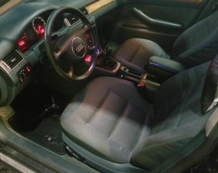 Синий Ауди А6, объемом двигателя 2.5 л и пробегом 300 тыс. км за 2700 $, фото 5 на Automoto.ua