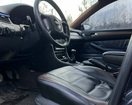 Синий Ауди А6, объемом двигателя 1.78 л и пробегом 310 тыс. км за 4500 $, фото 14 на Automoto.ua