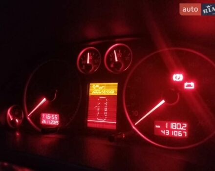 Синий Ауди А6, объемом двигателя 2.5 л и пробегом 430 тыс. км за 3000 $, фото 9 на Automoto.ua