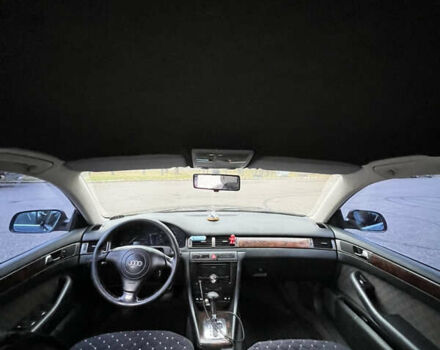 Синий Ауди А6, объемом двигателя 2.5 л и пробегом 328 тыс. км за 3300 $, фото 7 на Automoto.ua