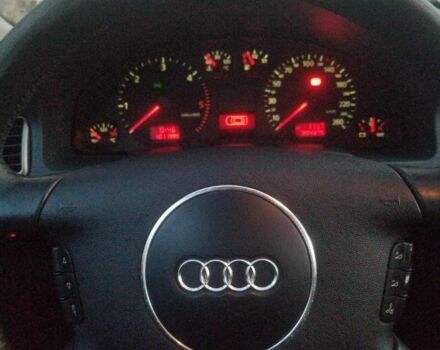 Синий Ауди А6, объемом двигателя 2.5 л и пробегом 300 тыс. км за 2700 $, фото 6 на Automoto.ua