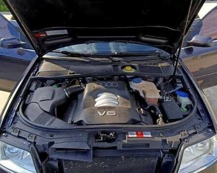 Синий Ауди А6, объемом двигателя 2.4 л и пробегом 317 тыс. км за 4500 $, фото 4 на Automoto.ua