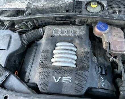 Синий Ауди А6, объемом двигателя 2.4 л и пробегом 185 тыс. км за 2376 $, фото 13 на Automoto.ua