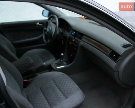 Синий Ауди А6, объемом двигателя 2.5 л и пробегом 240 тыс. км за 4300 $, фото 6 на Automoto.ua