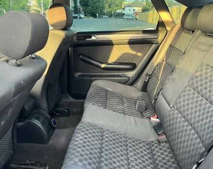 Синий Ауди А6, объемом двигателя 2.5 л и пробегом 278 тыс. км за 4500 $, фото 3 на Automoto.ua