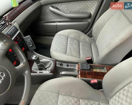 Синий Ауди А6, объемом двигателя 2.5 л и пробегом 390 тыс. км за 5500 $, фото 7 на Automoto.ua