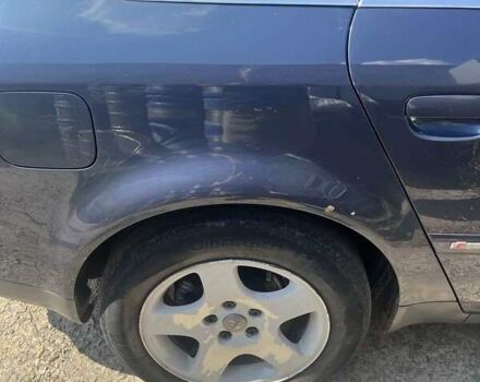 Ауді А6 2002 у Дніпро (Дніпропетровську) на Automoto.ua Синій Ауді А6, об'ємом двигуна 1.8 л та пробігом 156 тис. км за 6200 $, фото 1 на Automoto.ua