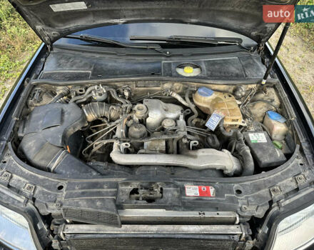 Синий Ауди А6, объемом двигателя 2.5 л и пробегом 460 тыс. км за 4100 $, фото 7 на Automoto.ua