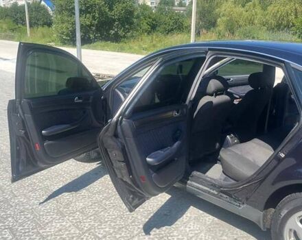 Синій Ауді А6, об'ємом двигуна 1.8 л та пробігом 326 тис. км за 5600 $, фото 12 на Automoto.ua