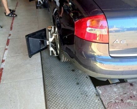 Синий Ауди А6, объемом двигателя 2 л и пробегом 350 тыс. км за 5000 $, фото 8 на Automoto.ua