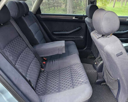 Синий Ауди А6, объемом двигателя 2.5 л и пробегом 335 тыс. км за 4600 $, фото 7 на Automoto.ua