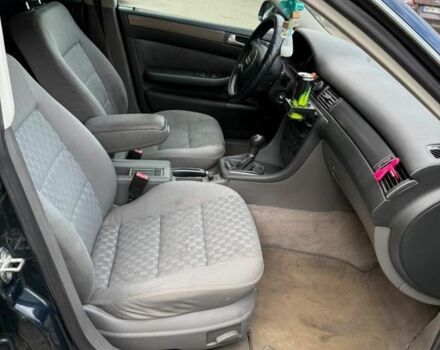 Синий Ауди А6, объемом двигателя 2.5 л и пробегом 338 тыс. км за 1850 $, фото 4 на Automoto.ua