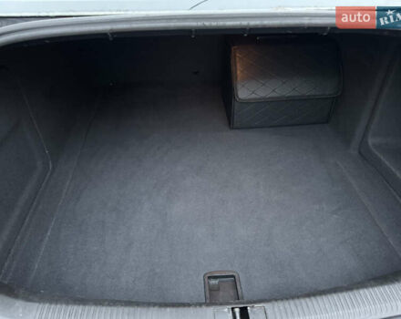 Синий Ауди А6, объемом двигателя 2.4 л и пробегом 379 тыс. км за 5300 $, фото 16 на Automoto.ua