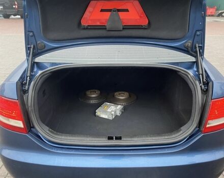 Синій Ауді А6, об'ємом двигуна 2.4 л та пробігом 230 тис. км за 6600 $, фото 23 на Automoto.ua