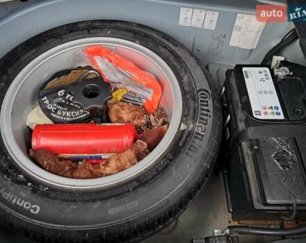 Синий Ауди А6, объемом двигателя 2 л и пробегом 302 тыс. км за 7600 $, фото 9 на Automoto.ua