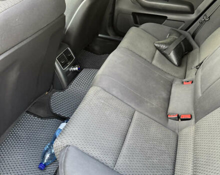 Синий Ауди А6, объемом двигателя 2 л и пробегом 263 тыс. км за 6389 $, фото 3 на Automoto.ua