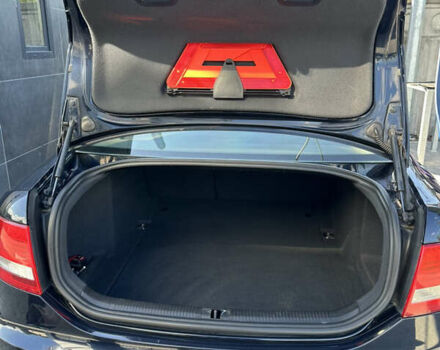 Синий Ауди А6, объемом двигателя 1.97 л и пробегом 342 тыс. км за 8200 $, фото 14 на Automoto.ua