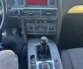 Синій Ауді А6, об'ємом двигуна 2.4 л та пробігом 263 тис. км за 2090 $, фото 16 на Automoto.ua