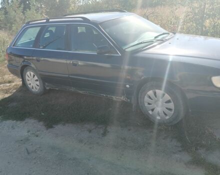 Синий Ауди А6, объемом двигателя 2.4 л и пробегом 250 тыс. км за 1250 $, фото 5 на Automoto.ua