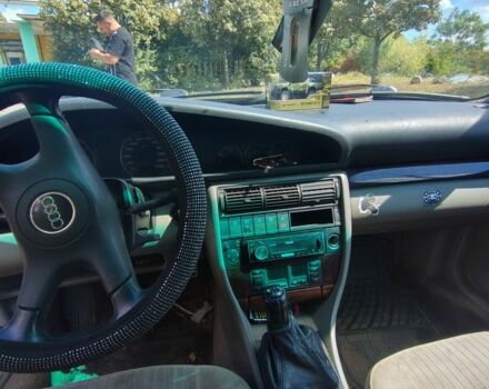 Синій Ауді А6, об'ємом двигуна 2.5 л та пробігом 400 тис. км за 1453 $, фото 5 на Automoto.ua
