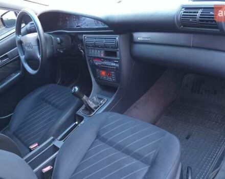 Синий Ауди А6, объемом двигателя 1.78 л и пробегом 345 тыс. км за 3000 $, фото 12 на Automoto.ua