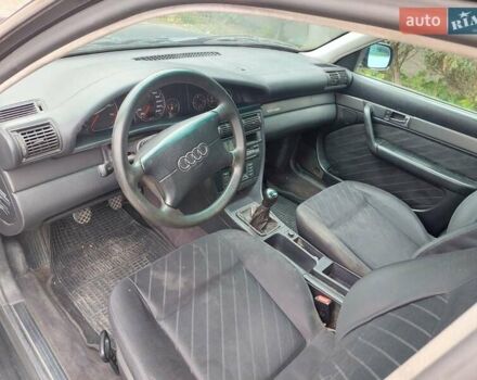 Синий Ауди А6, объемом двигателя 1.8 л и пробегом 345 тыс. км за 2500 $, фото 3 на Automoto.ua
