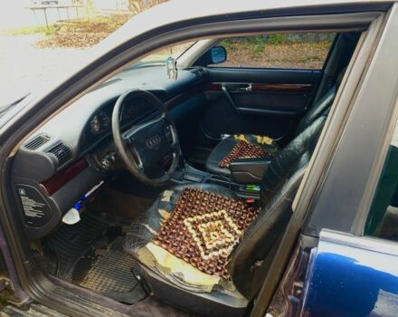 Синий Ауди А6, объемом двигателя 2.6 л и пробегом 377 тыс. км за 2800 $, фото 6 на Automoto.ua