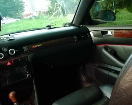 Синий Ауди А6, объемом двигателя 1.8 л и пробегом 448 тыс. км за 3400 $, фото 8 на Automoto.ua