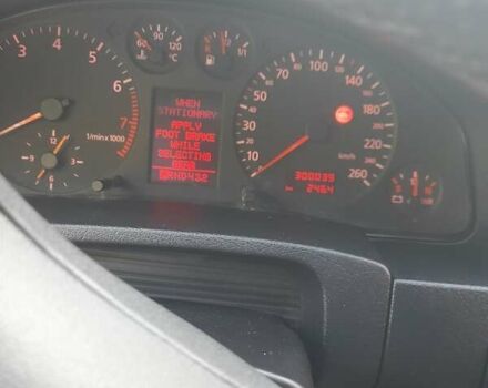 Синий Ауди А6, объемом двигателя 2.39 л и пробегом 305 тыс. км за 4200 $, фото 5 на Automoto.ua