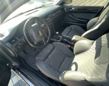 Синий Ауди А6, объемом двигателя 1.8 л и пробегом 384 тыс. км за 4500 $, фото 9 на Automoto.ua