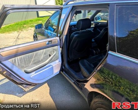 Синий Ауди А6, объемом двигателя 2.5 л и пробегом 342 тыс. км за 3500 $, фото 4 на Automoto.ua