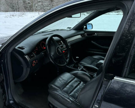 Синий Ауди А6, объемом двигателя 2.5 л и пробегом 370 тыс. км за 2200 $, фото 8 на Automoto.ua