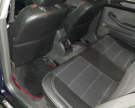 Синий Ауди А6, объемом двигателя 2.4 л и пробегом 70 тыс. км за 3200 $, фото 1 на Automoto.ua