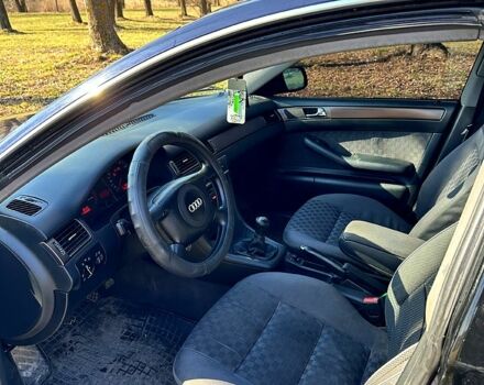 Синий Ауди А6, объемом двигателя 2.5 л и пробегом 350 тыс. км за 2650 $, фото 5 на Automoto.ua