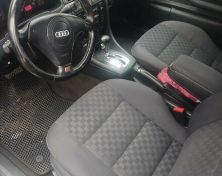 Синий Ауди А6, объемом двигателя 2.4 л и пробегом 416 тыс. км за 4500 $, фото 8 на Automoto.ua