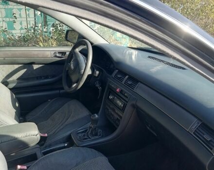 Синій Ауді А6, об'ємом двигуна 2.5 л та пробігом 300 тис. км за 2300 $, фото 6 на Automoto.ua