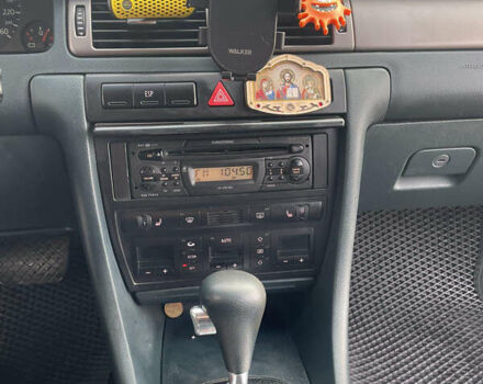 Синий Ауди А6, объемом двигателя 2.5 л и пробегом 275 тыс. км за 3850 $, фото 8 на Automoto.ua