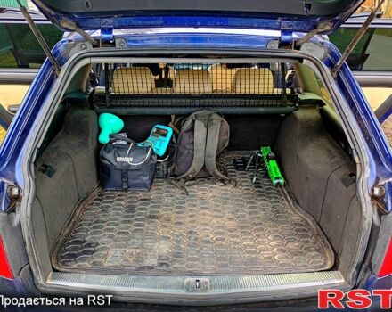 Синий Ауди А6, объемом двигателя 2.5 л и пробегом 435 тыс. км за 4000 $, фото 5 на Automoto.ua