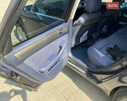 Синій Ауді А6, об'ємом двигуна 2.5 л та пробігом 370 тис. км за 5300 $, фото 6 на Automoto.ua