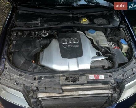Синий Ауди А6, объемом двигателя 2.5 л и пробегом 356 тыс. км за 4600 $, фото 3 на Automoto.ua