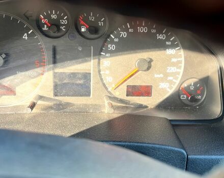 Синий Ауди А6, объемом двигателя 2.5 л и пробегом 209 тыс. км за 3600 $, фото 6 на Automoto.ua